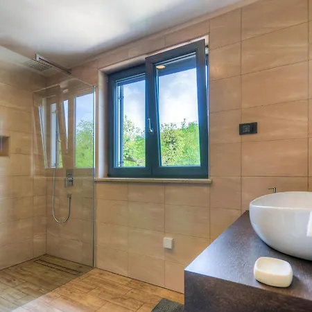 Onyx בית נופש