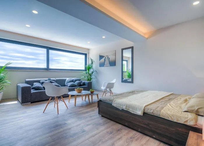 Ferienhaus Onyx Sinozici